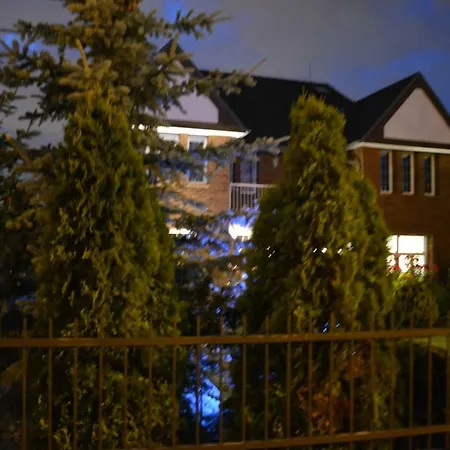Pensjonat Rose House *